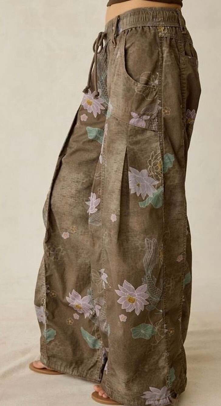 BDG Jaya Printed Baggy Pants Size MEDIUM NWT - Picture 2 of 5